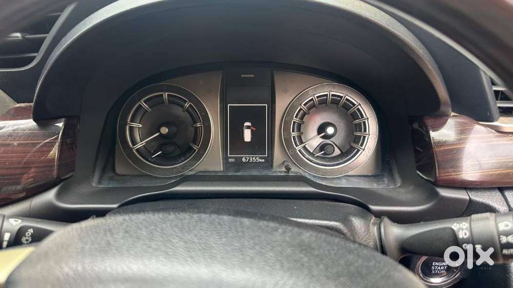 Toyota Innova Crysta 2.4 V, 2018, Diesel