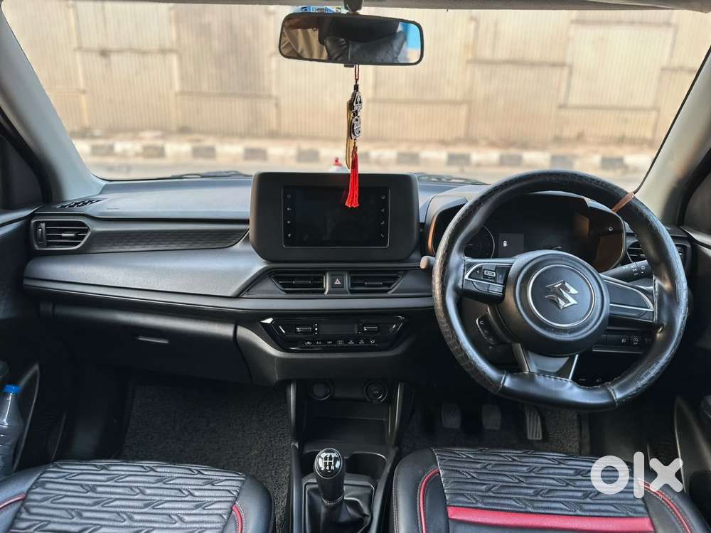 Maruti Suzuki Swift Vxi + Manual, 2024, Petrol