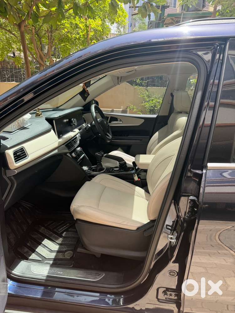 Mahindra Xuv700 Diesel 2023
