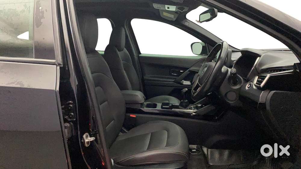 Tata Harrier Xz Plus Dark Edition, 2021, Diesel