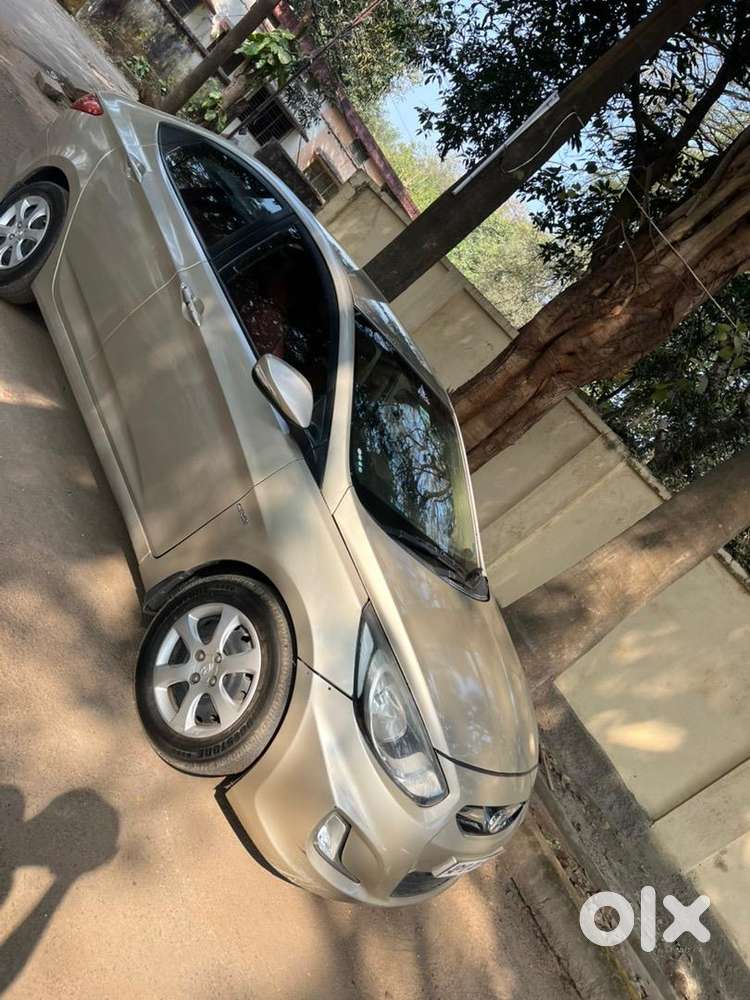 Hyundai Fluidic Verna 2012 Diesel Well Maintained