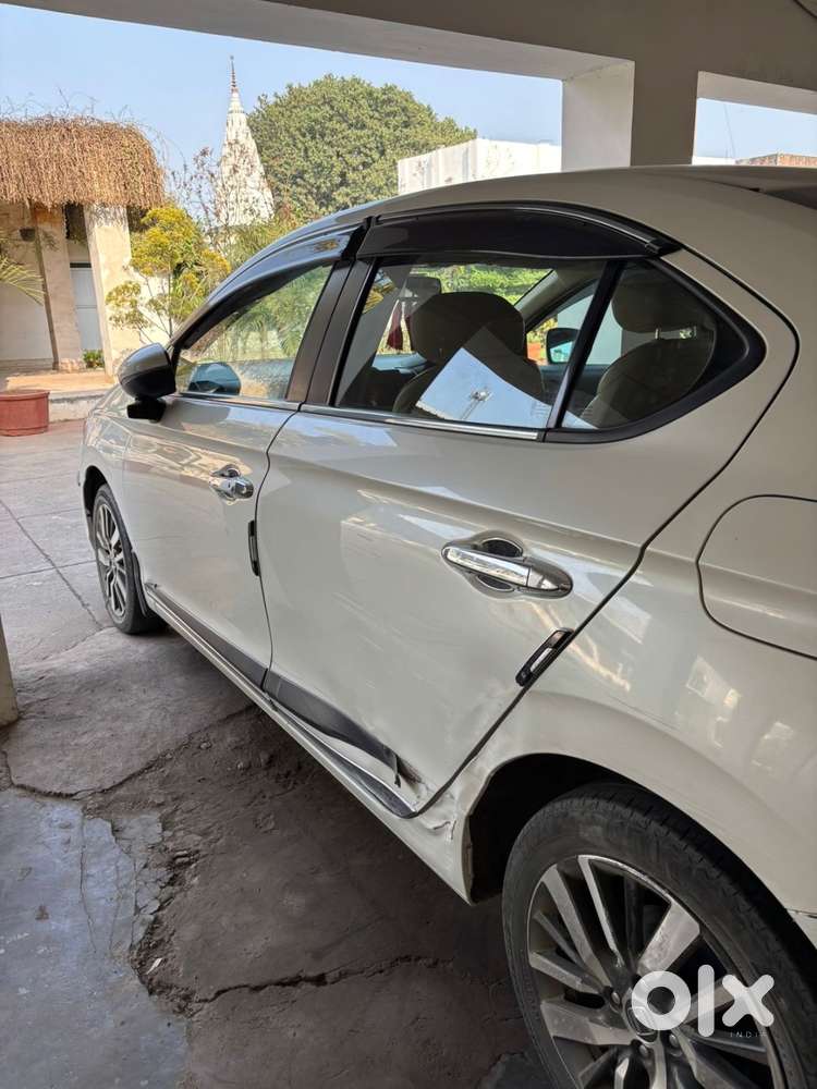 Honda City Zx 2022 Petrol Well Maintained