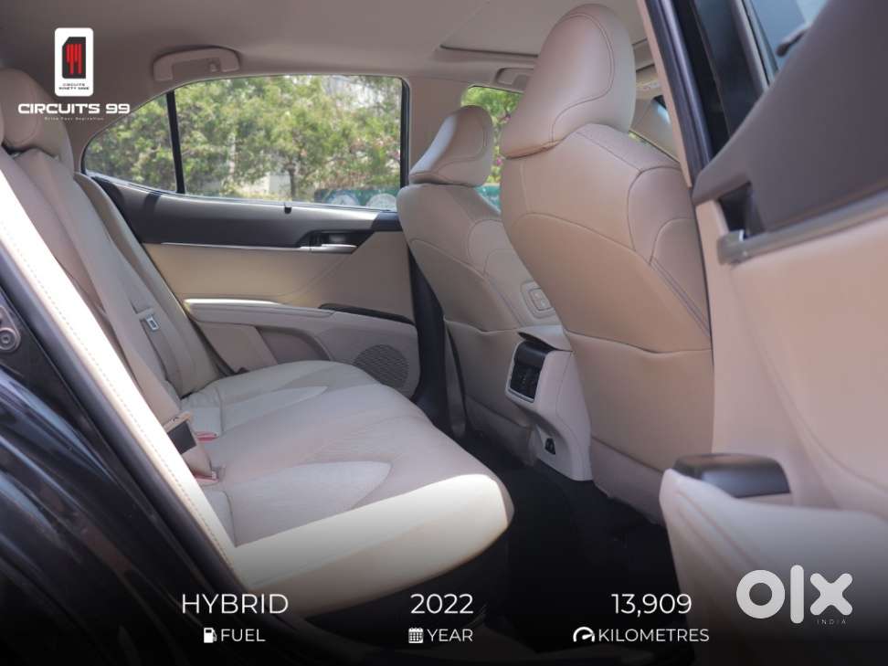 Toyota Camry Hybrid, 2022, Petrol