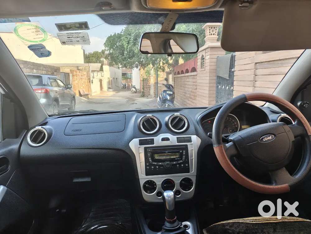 Ford Figo Titanium W. Premium Interior