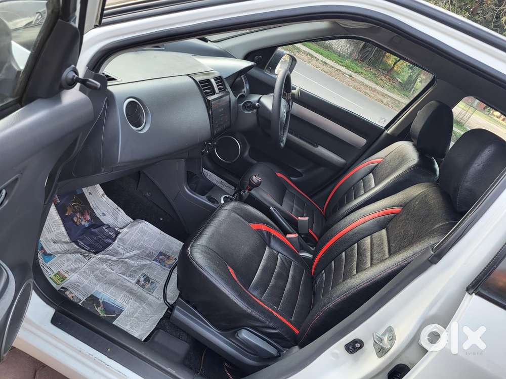 Maruti Suzuki Swift Dzire Vxi Optional, 2010, Petrol