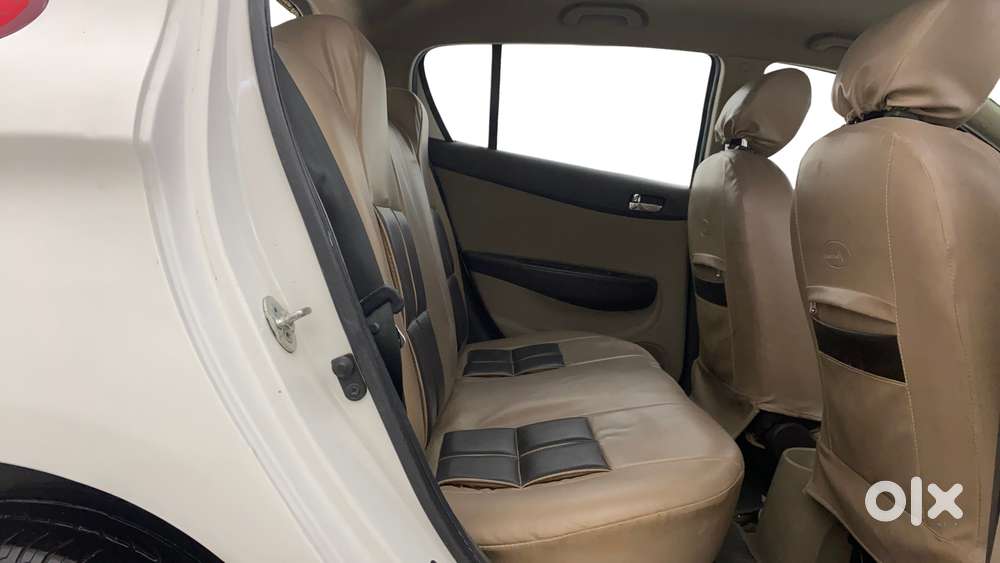 Hyundai I20 Magna, 2012, Petrol