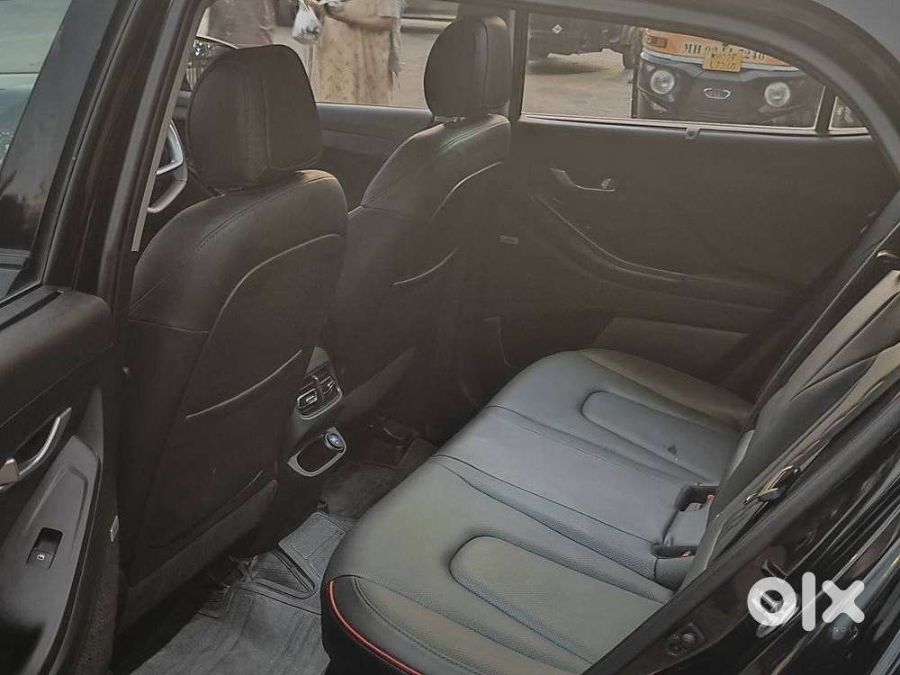 Hyundai Creta Sx (o) 1.5 Petrol Cvt Knight, 2024, Petrol