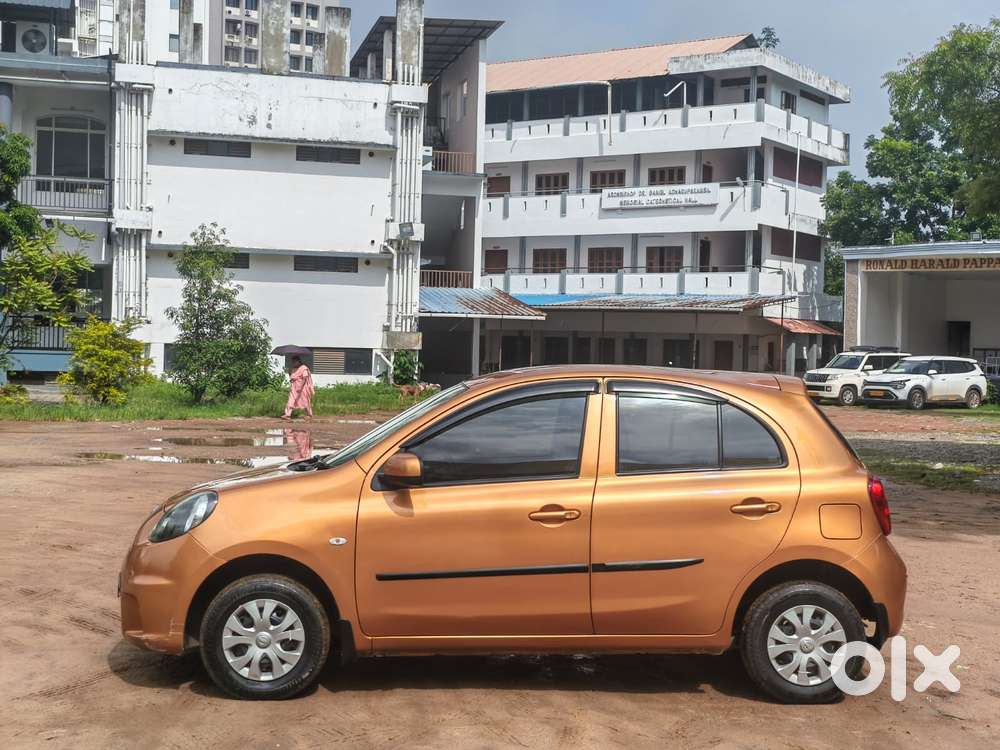 Nissan Micra Active Xv, 2017, Petrol