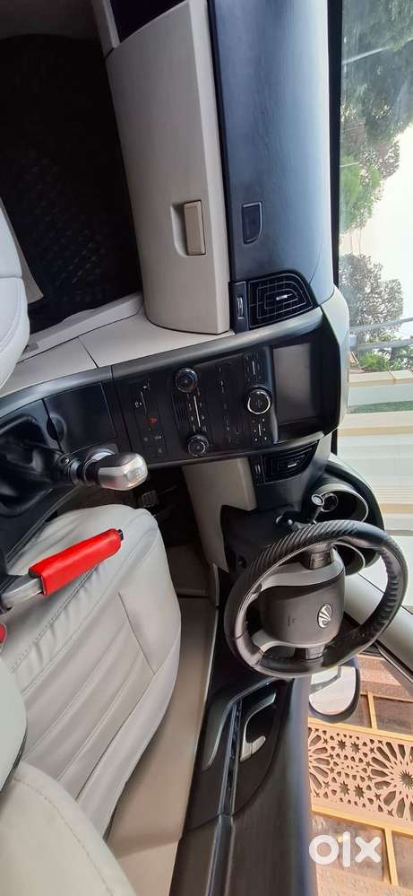 Mahindra Xuv500 At W10 Fwd, 2018, Diesel