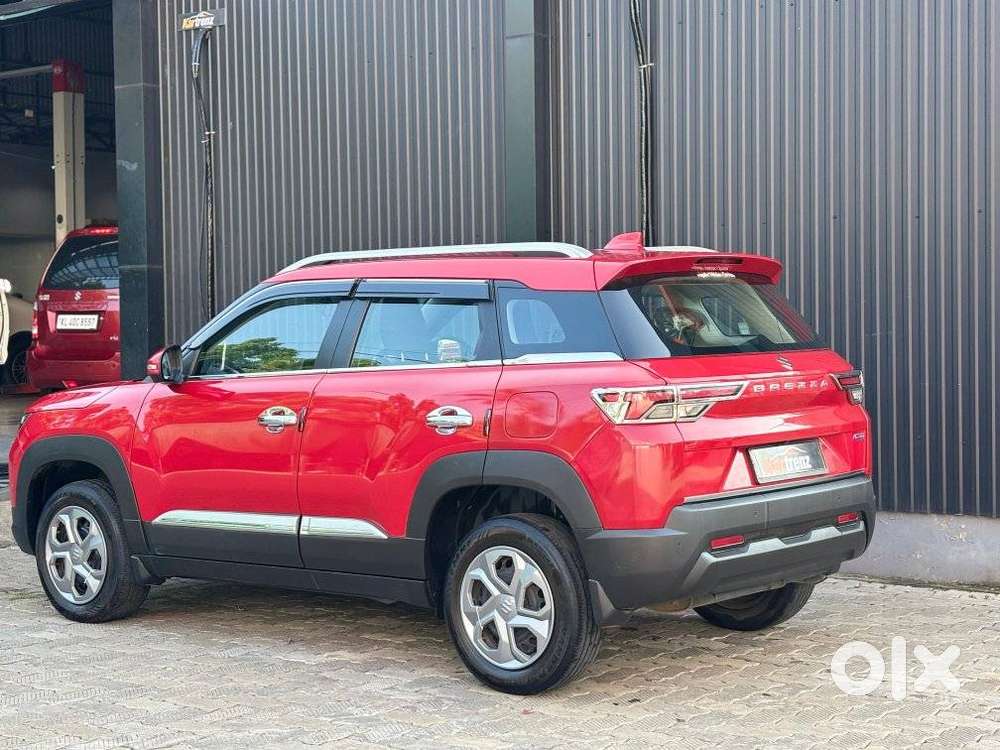 Maruti Suzuki Vitara Brezza 1.5 Vxi At, 2023, Petrol