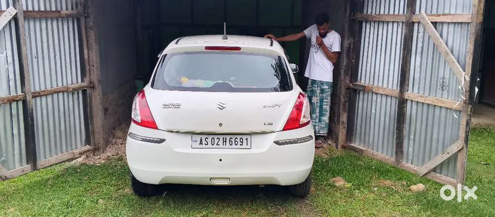 Maruti Suzuki Swift 2012 Petrol