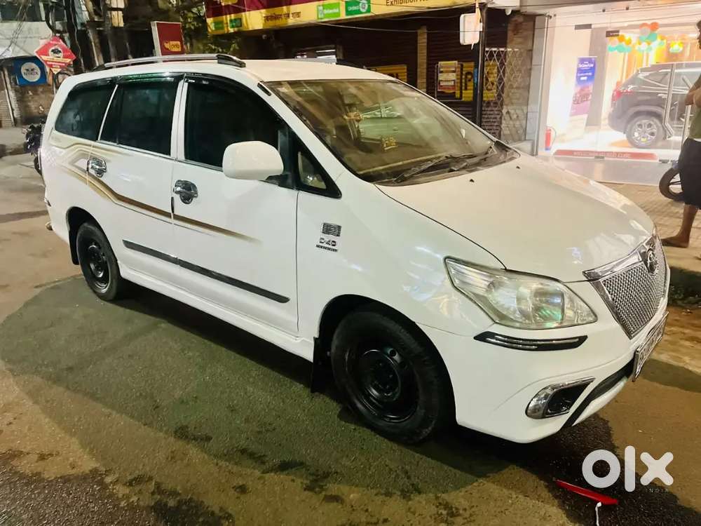 Toyota Innova 2013 Diesel 92000 Km