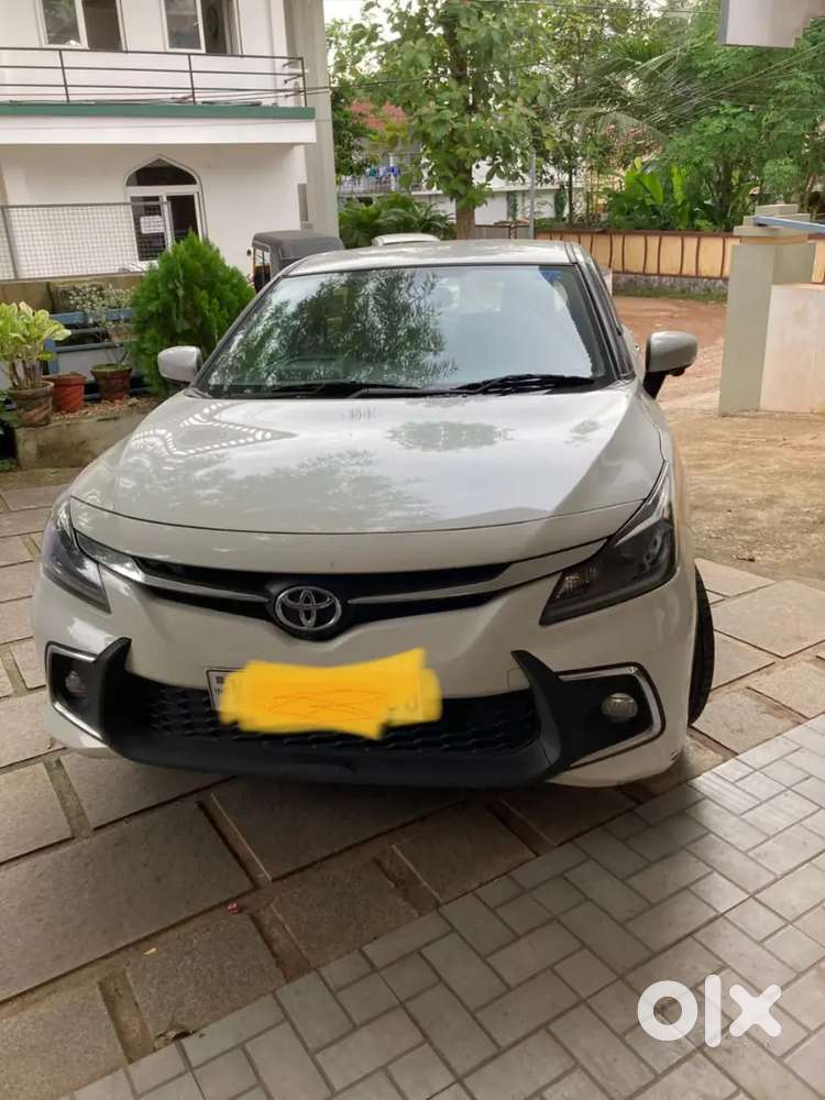 Toyota Glanza V 2024 Automatic Car