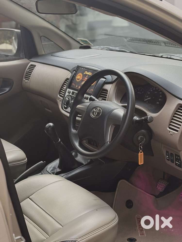Toyota Innova 2.5 Gx 7 Str Bs-iii, 2016, Diesel