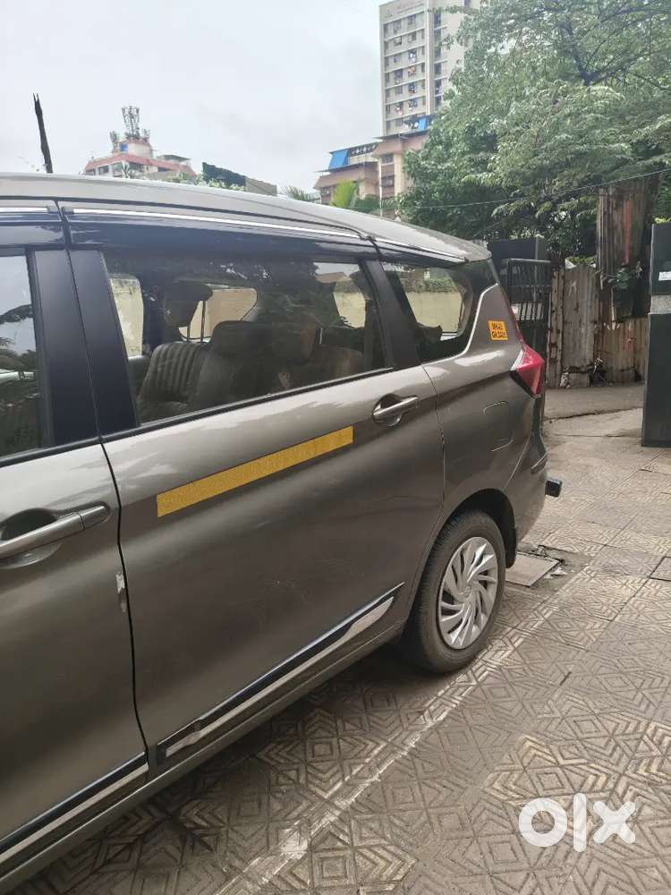Maruti Ertiga Vxi 2025