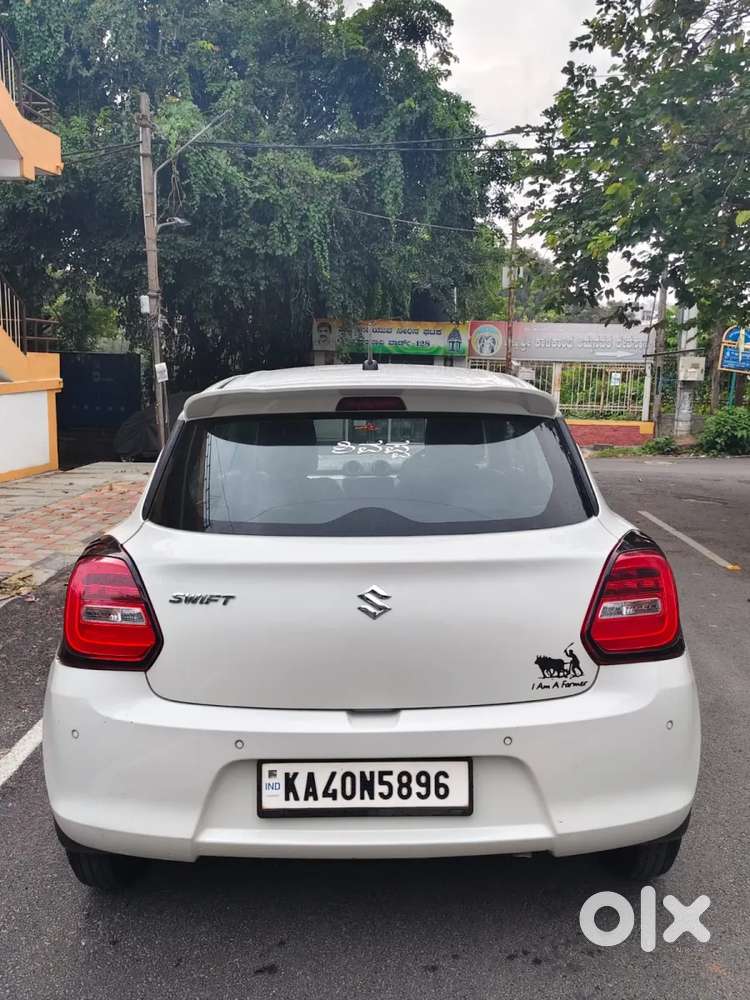 Maruti Suzuki Swift Vxi, 2023, Petrol
