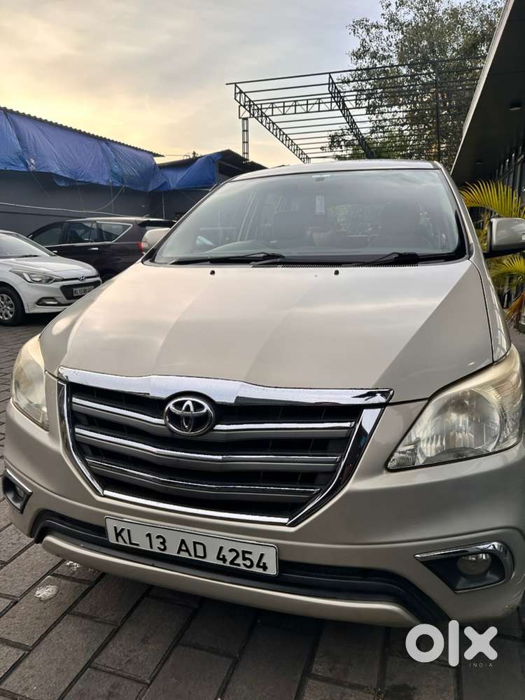 Toyota Innova Diesel 2014