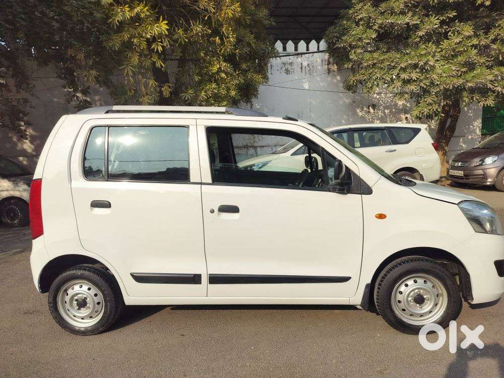 Maruti Suzuki Wagon R Lxi Optional, 2017, Petrol