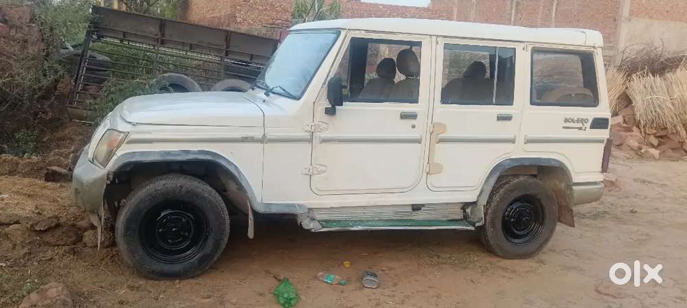 Mahindra Bolero 2007 Diesel 80000 Km Driven New Tired New Engine And