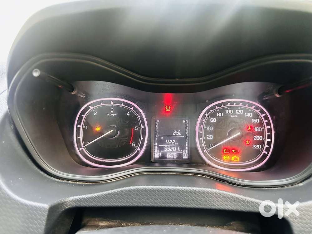 Maruti Suzuki Vitara Brezza Zdi+ Dual Tone Mt, 2017, Diesel
