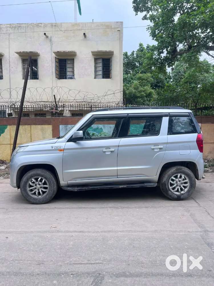 Mahindra Tuv 300 2016