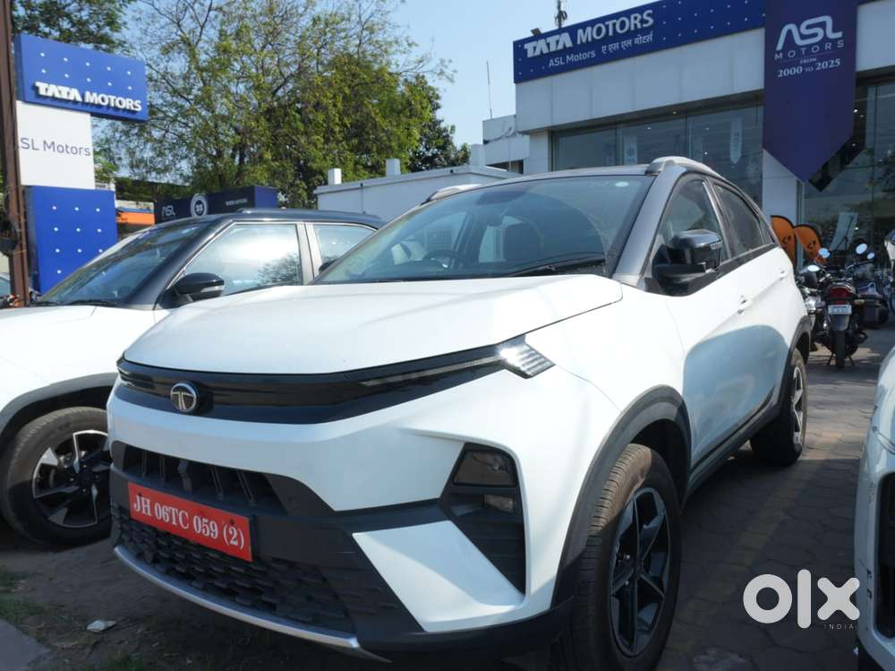 Tata Nexon Fearless Pr 1.2 Revotron Petrol 6 Mt Dt, 2025
