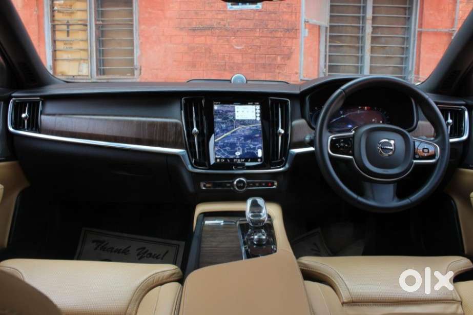 Volvo S90 D4 Inscription, 2023, Petrol