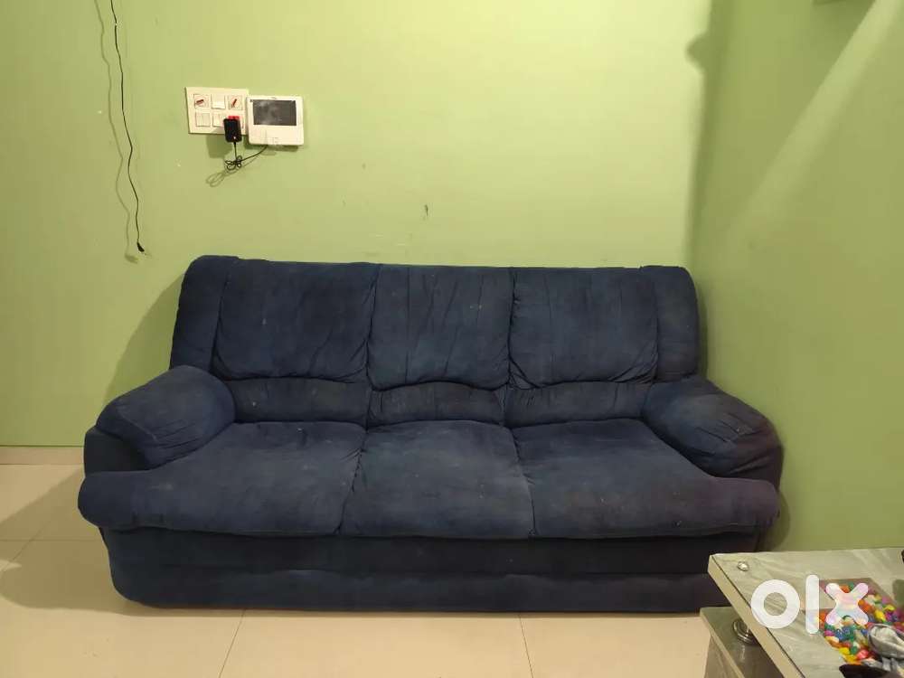 3 seater blue sofa good condition