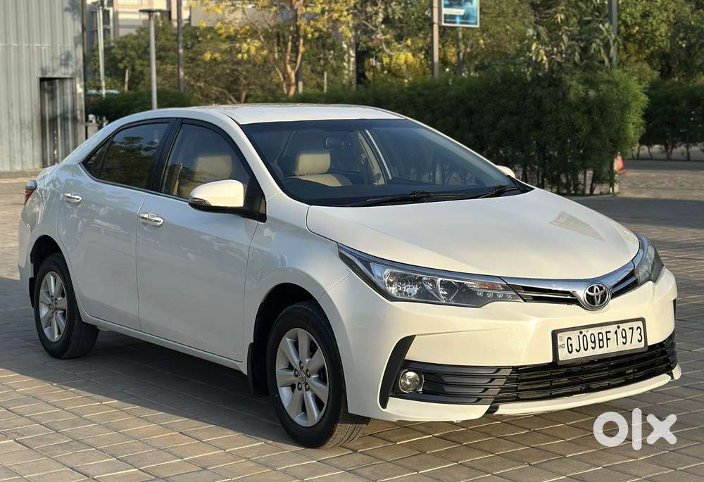 Toyota Corolla Altis 2013-2017 D-4d G, 2018, Diesel