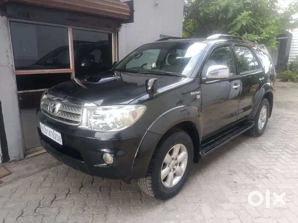 Toyota Fortuner 4x4 2011