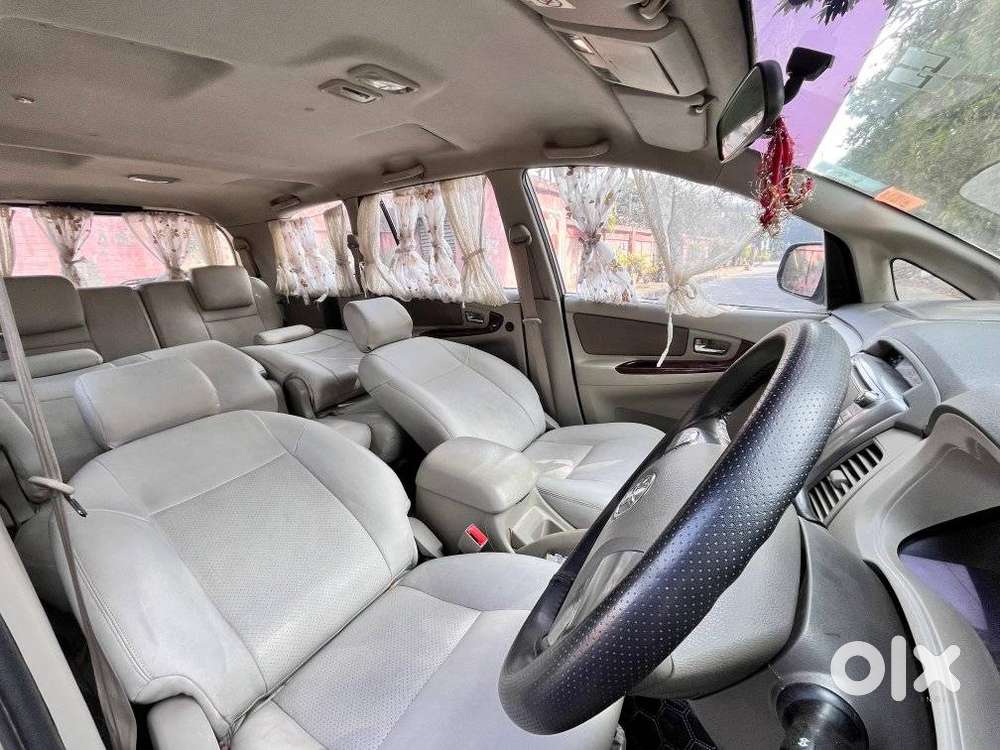Toyota Innova 2.5 V 7 Str, 2014, Diesel