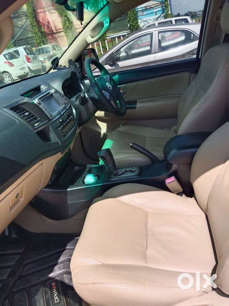 Toyota Fortuner 3.0 4x2 Automatic, 2015, Diesel