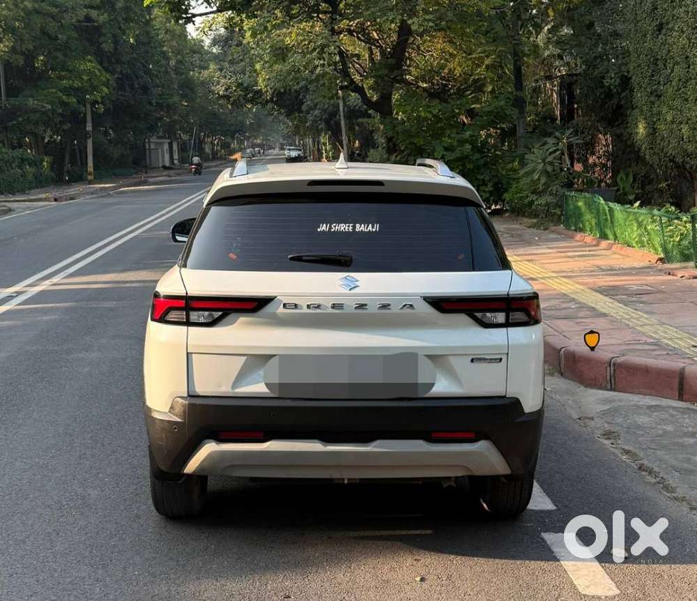 Maruti Suzuki Brezza 1.5 Zxi Smart Hybrid, 2023, Petrol