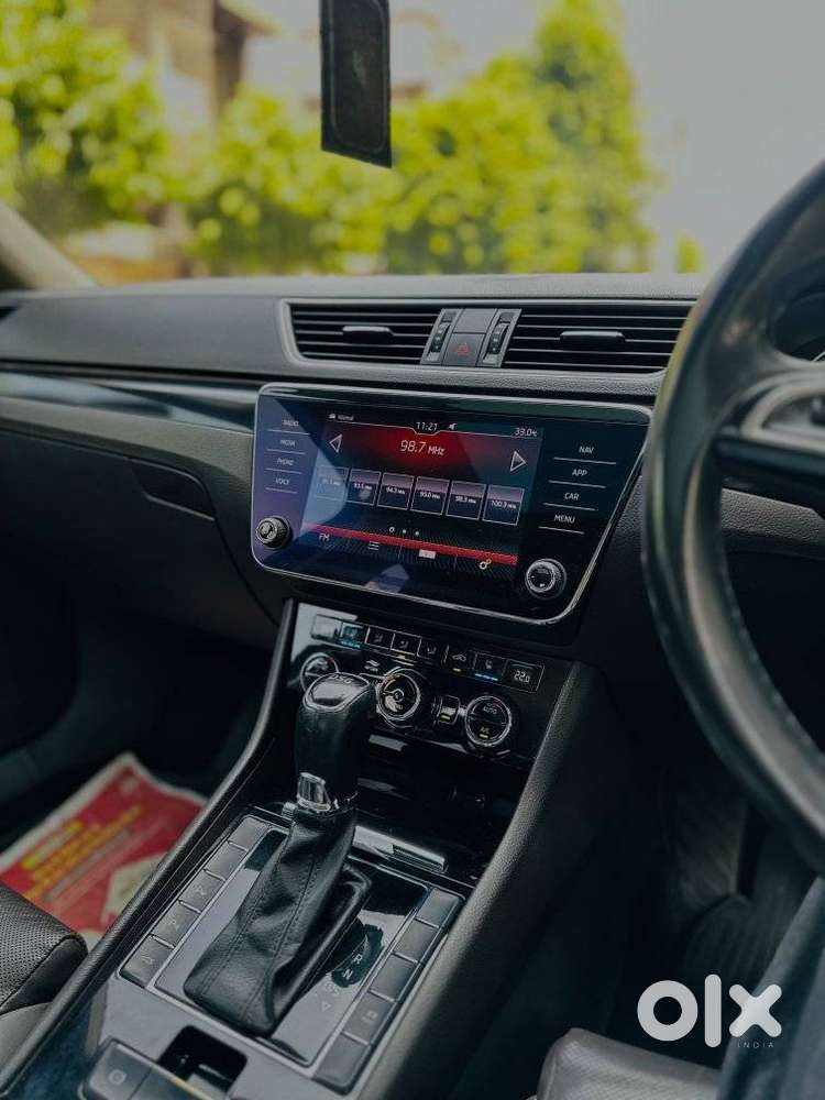 Skoda Superb L&k 2.0 Tdi At, 2019, Diesel