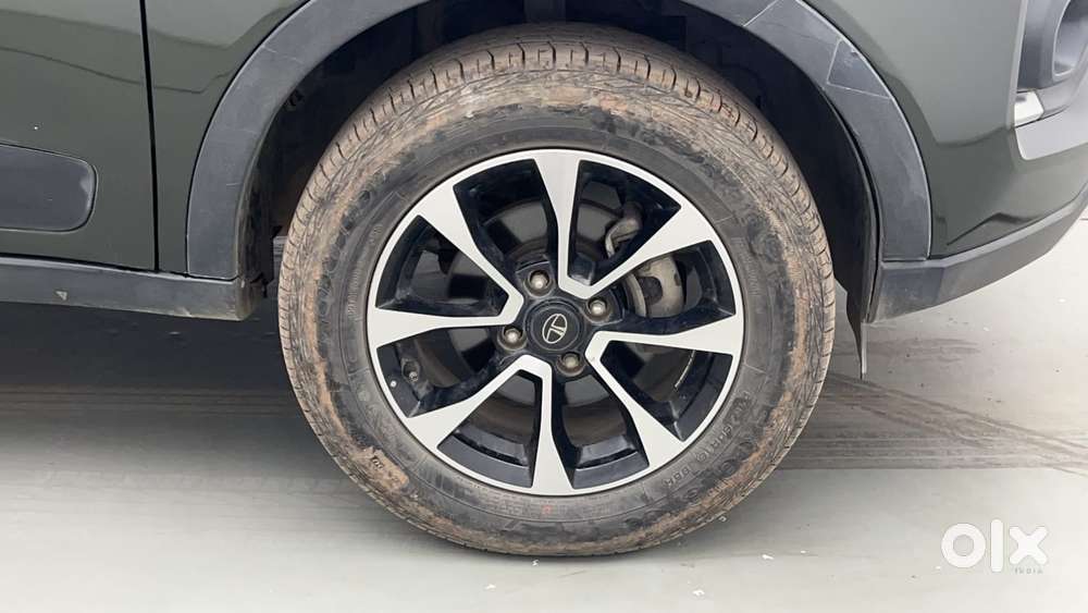 Tata Nexon 1.2 Revotron Xza Plus Dualtone, 2020, Petrol