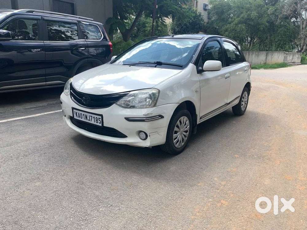 Toyota Etios Liva G, 2011, Petrol