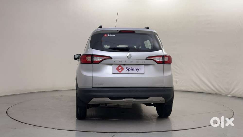 Renault Triber Rxz, 2023, Petrol