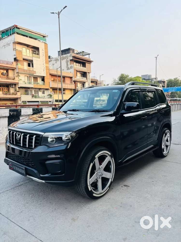 Mahindra Scorpio N Z2 Petrol Mt 7 Str, 2025, Petrol