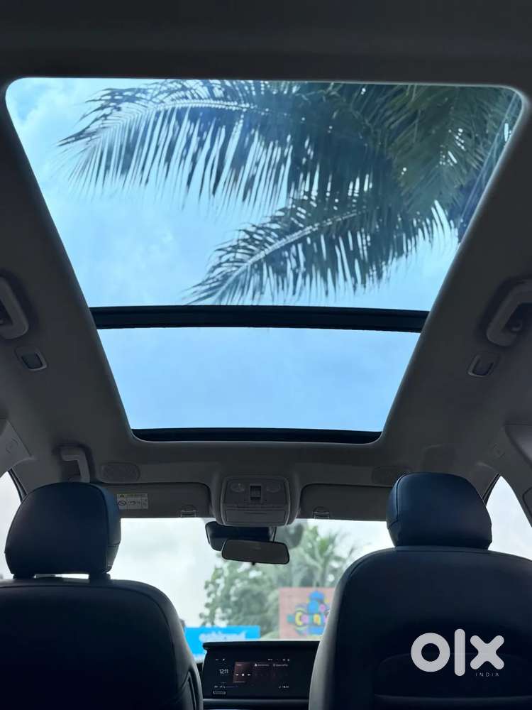 Mahindra Xuv700 2.2 Ax 7 Diesel At Luxury Pack Str, 2025, Diesel