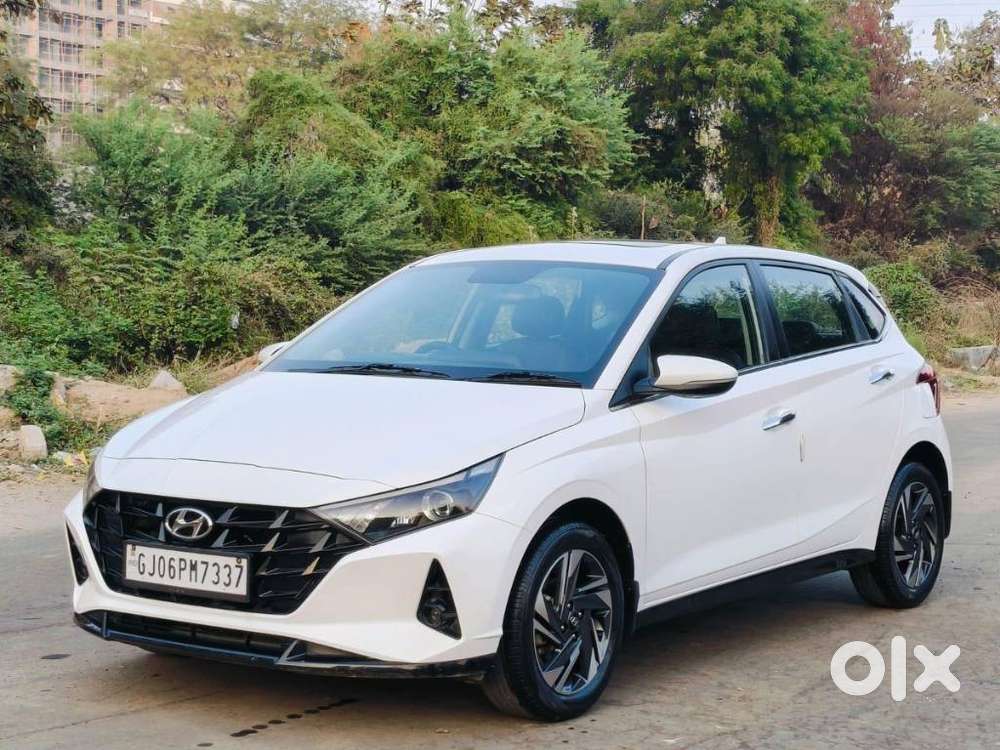 Hyundai I20 Asta (o) 1.2 Mt, 2023, Petrol