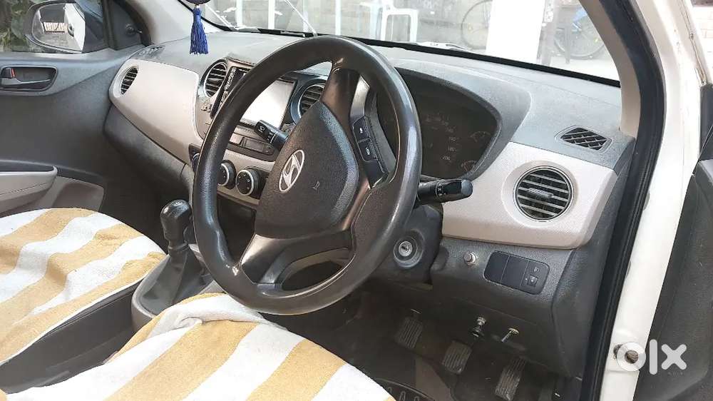 Hyundai Xcent 2015 Diesel Well Maintained