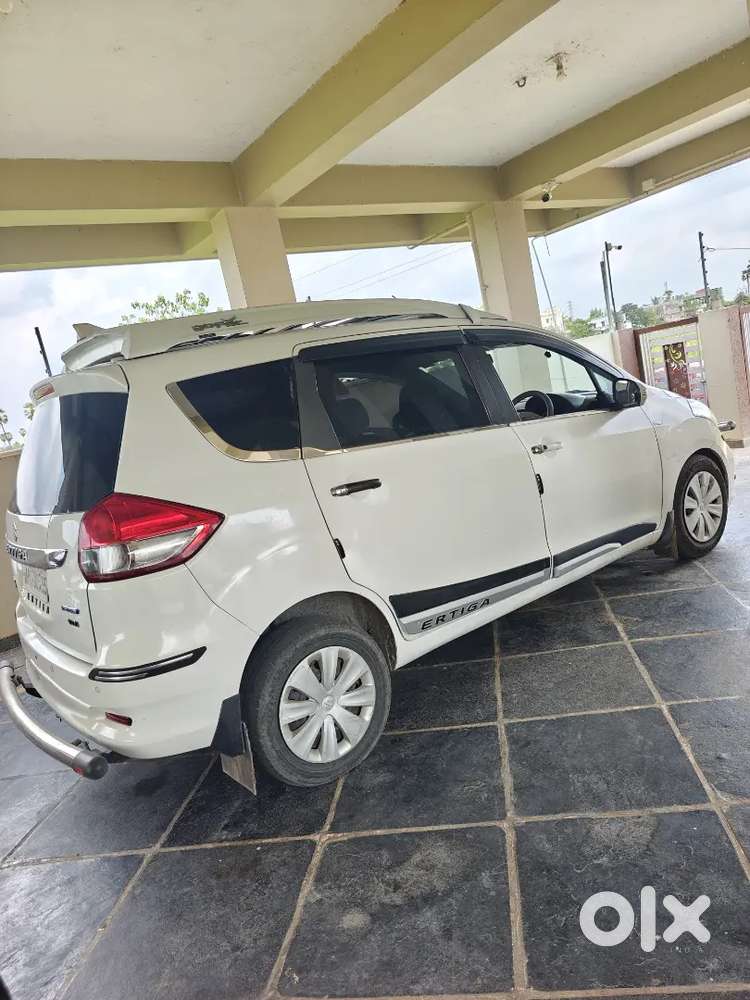Maruti Suzuki Ertiga 2017 Diesel 120000 Km Driven