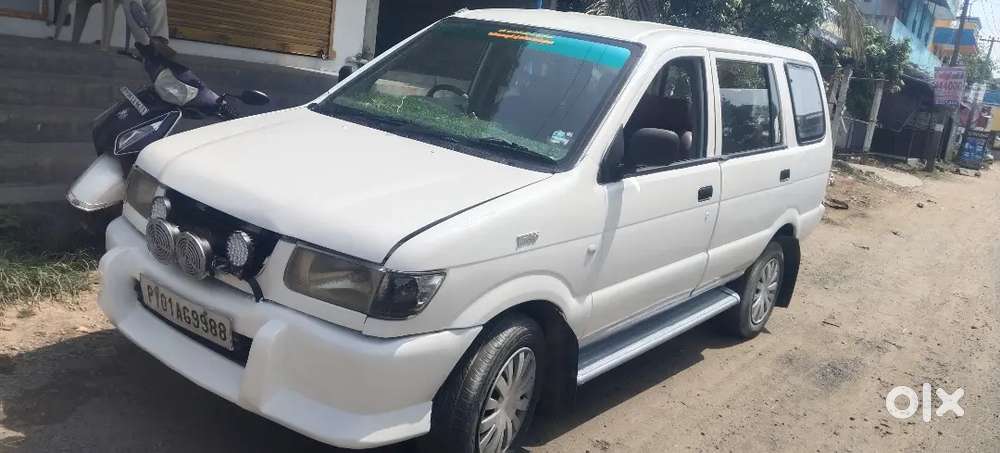 Chevrolet Tavera 2006 Diesel 280000 Km Driven