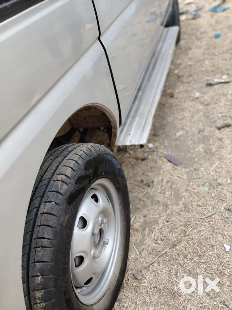 Maruti Suzuki Eeco 2011 Lpg Well Maintained