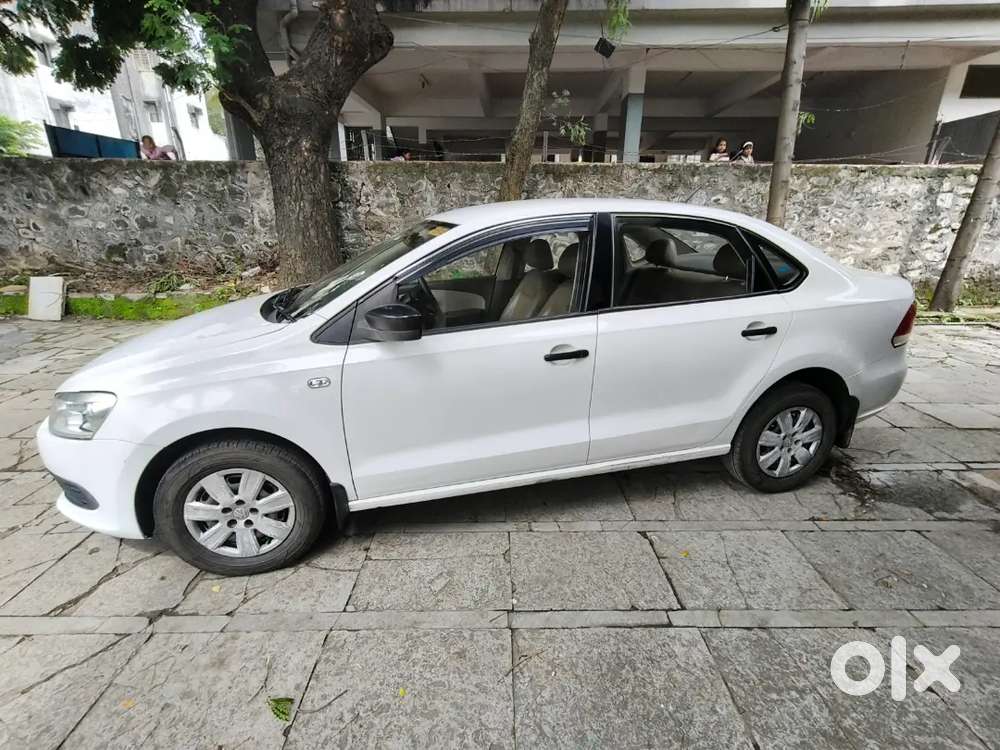 Volkswagen Vento Diesel Highline 2013