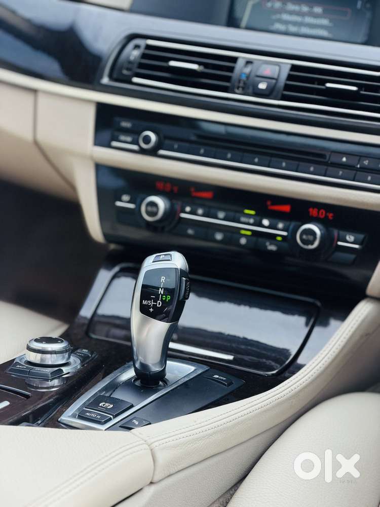 Bmw 5 Series 523i Sedan, 2011, Petrol