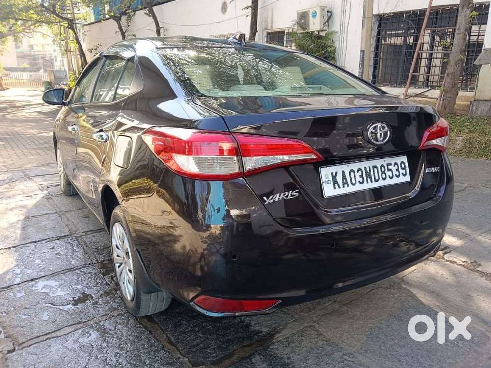 Toyota Yaris J Cvt, 2018, Petrol