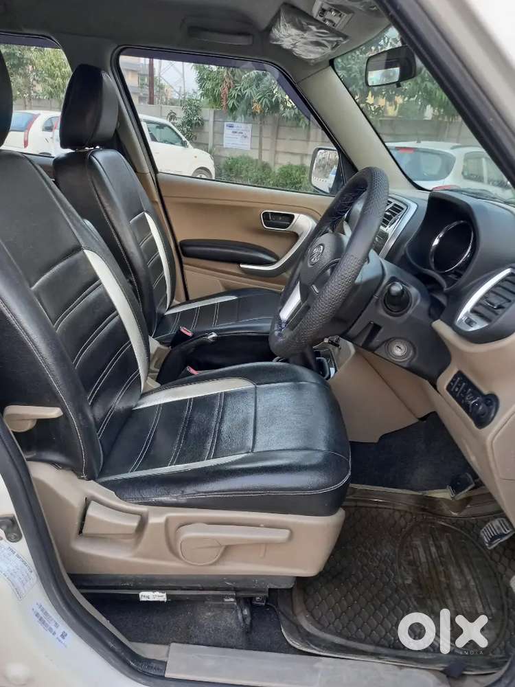 Mahindra Tuv 300 2015
