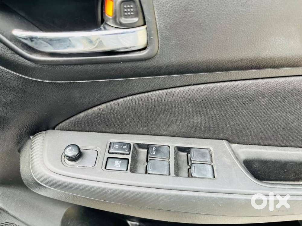 Maruti Suzuki Swift Vxi Optional, 2021, Petrol
