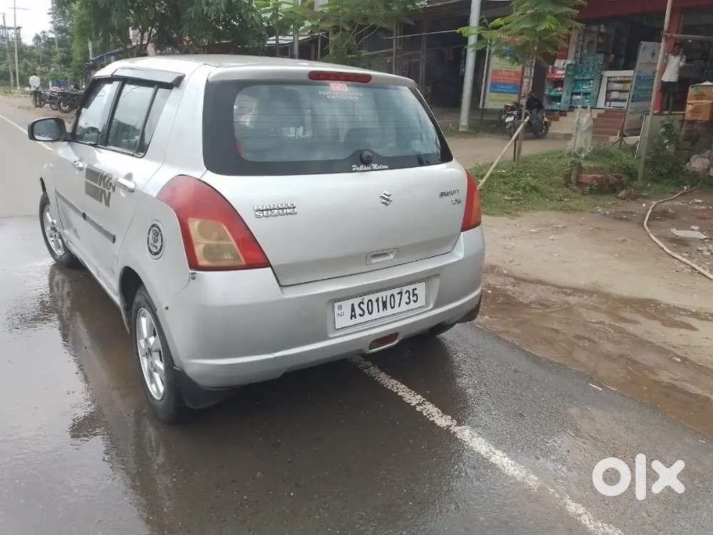 Maruti Suzuki Swift 2005 Petrol 95000 Km Driven